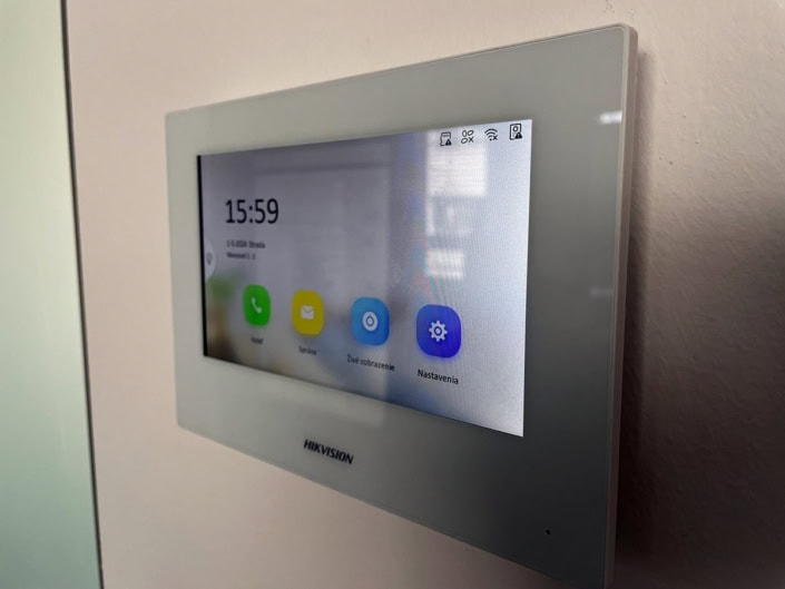 Zabezpečovací systém, bezpečnostný sstém